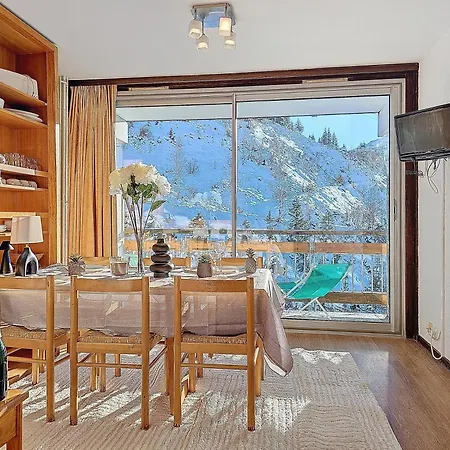1650 - Mountain View Snow Front 2s07 Courchevel